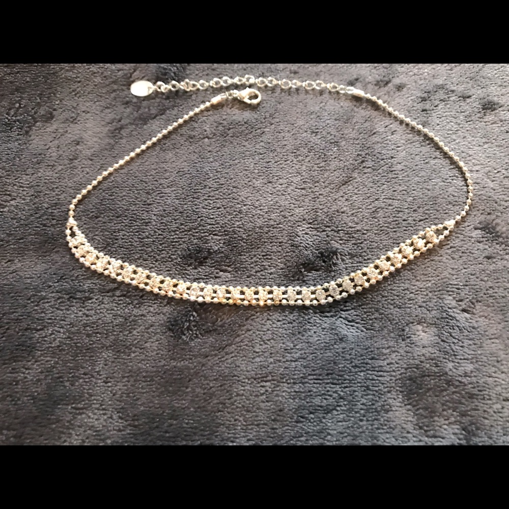 Beautiful crystal choker necklace